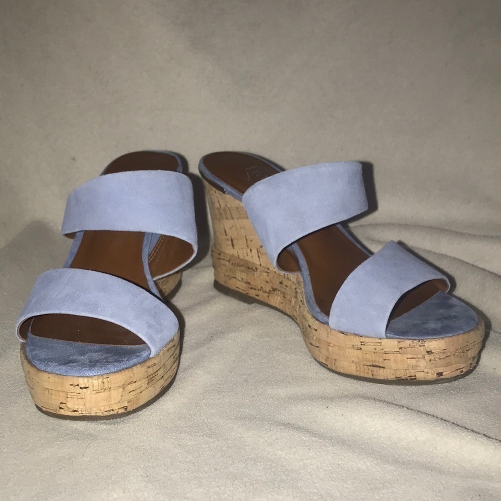 Franco Sarto Sky Blue Suede Foote size 6M